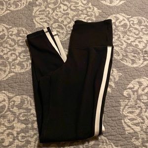Old Navy Cropped Leggings